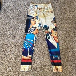 Egyptian print leggings